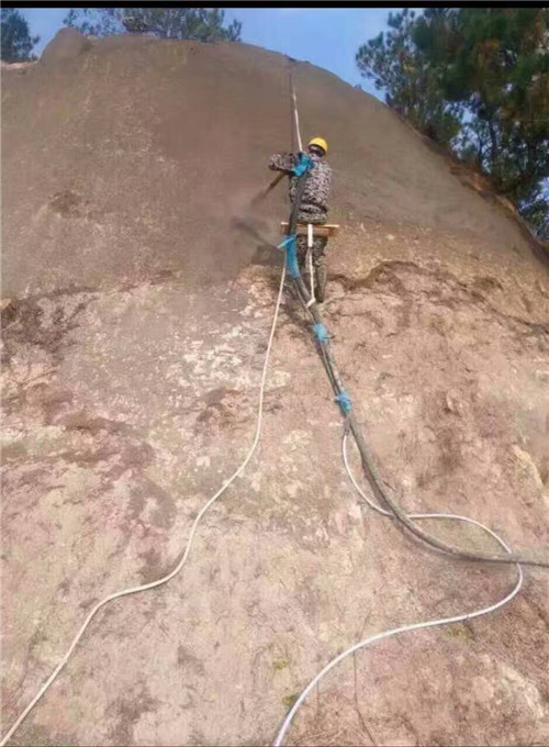 spb8型濕式混凝土噴射機(jī)(金屬礦專用)